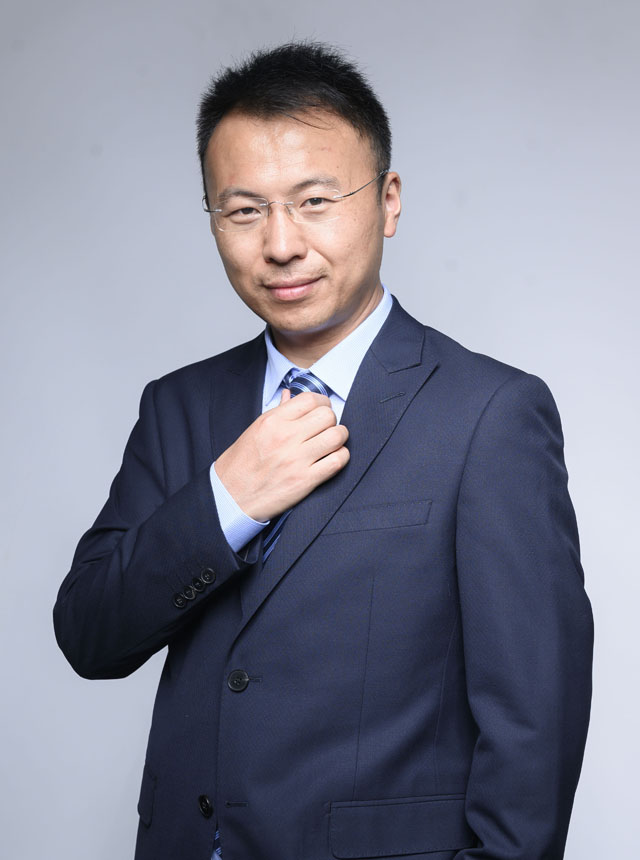 王靖铭
